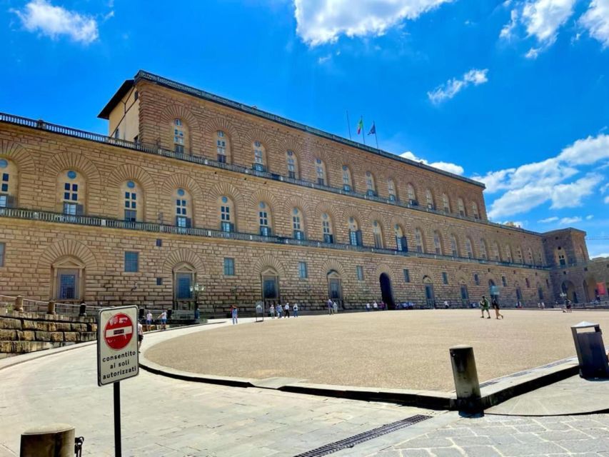 Florence: Pitti Palace and Boboli Gardens Private Tour - Discovering the Gallery of Modern Art