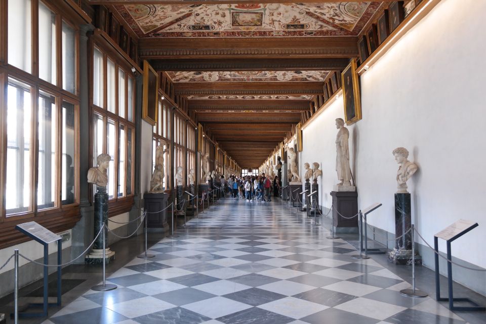 Florence: Uffizi Gallery Master Class Skip-the-Line Tour - Meeting Point