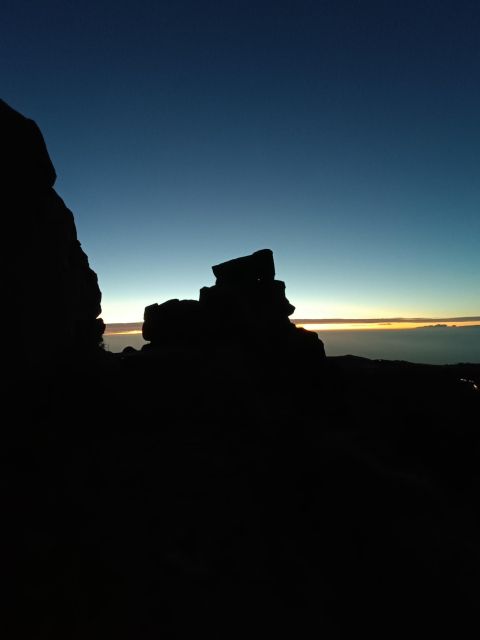 From 0 to 1818 Meters to Pico Do Arieiro Sunrise - Inclusions