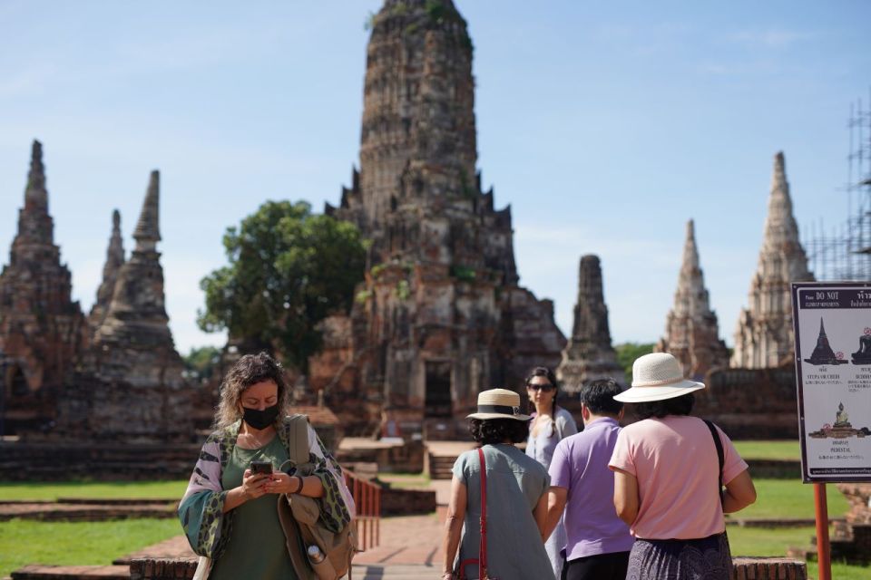 From Bangkok: Ayutthaya Historical Day Tour by Bus - Thai Cuisine Opportunity