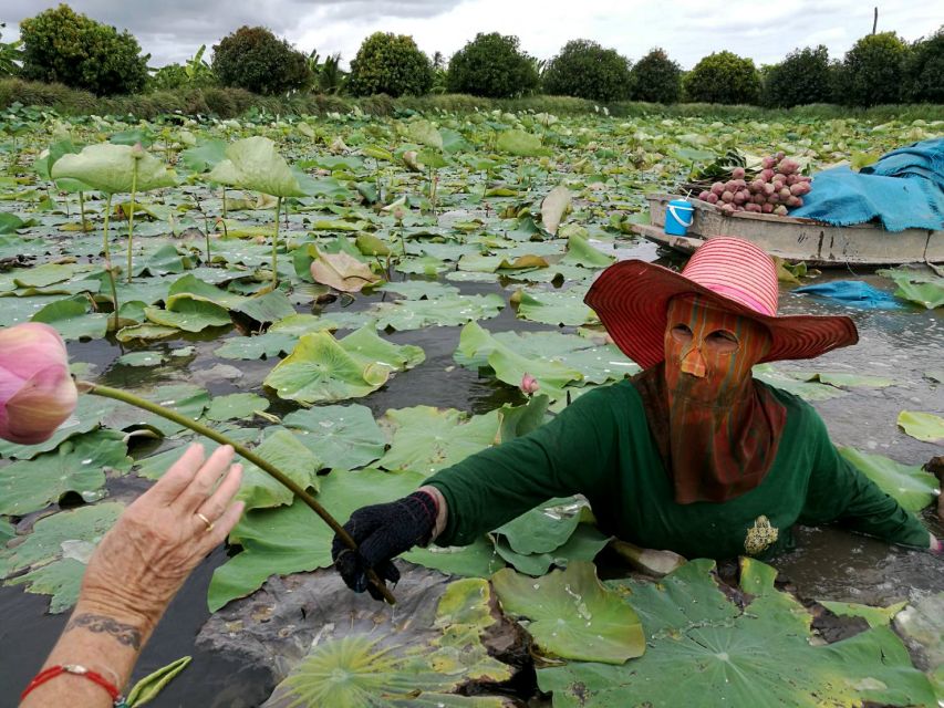 From Bangkok: Mahasawat Canal and Farm With Lunch - Lunch at Local Restaurant