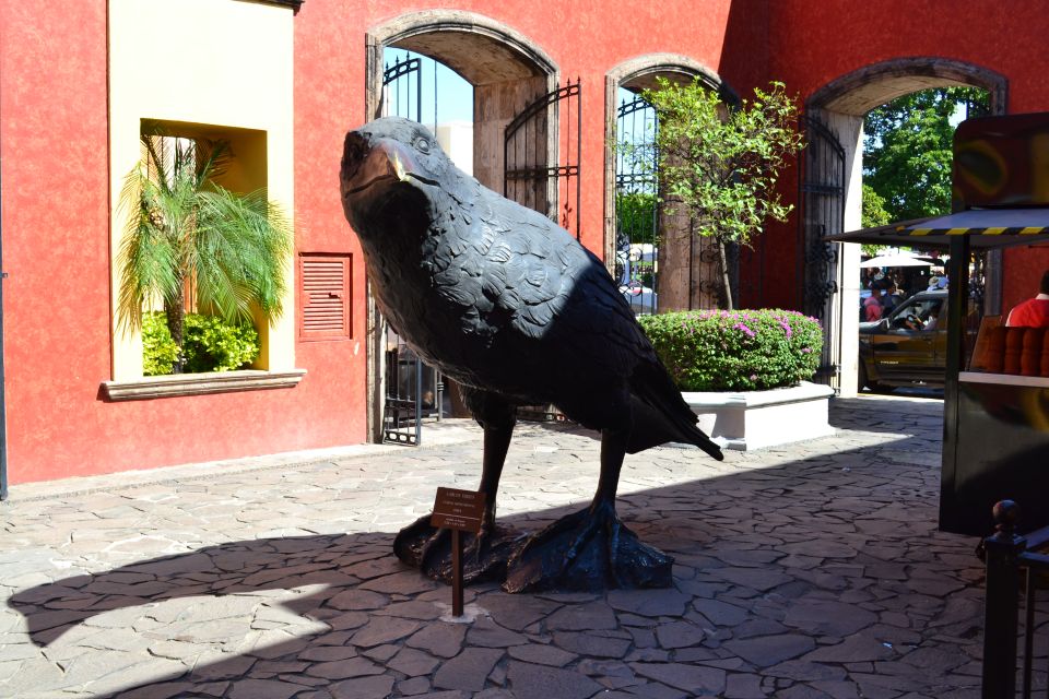 From Guadalajara: Town of Tequila & Jose Cuervo Factory Tour - Tour of Jose Cuervo Factory