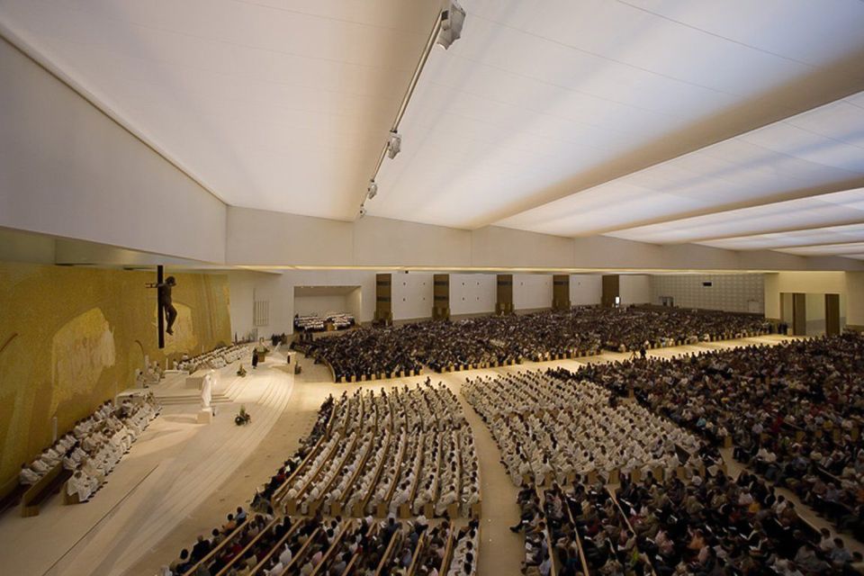 From Lisbon: Fatima Sanctuary Private Day Tour - Chapel of Apparitions