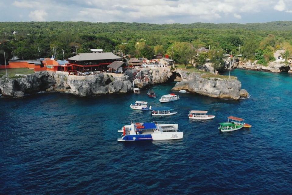 From Montego Bay: Negril Beach and Ricks Café Day Trip - Suitability and Accessibility