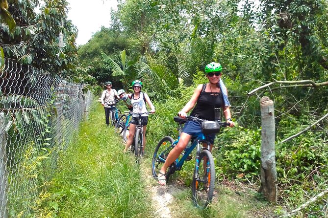 Full Day Experience Mekong Delta By Bike, Boat and Kayak. - Exploring the Cai Be Floating Market