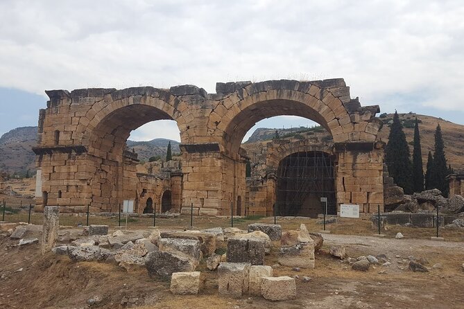 Full-Day Pamukkale and Hierapolis Tour From Selcuk or Kusadasi - Exploring Pamukkales Terraces