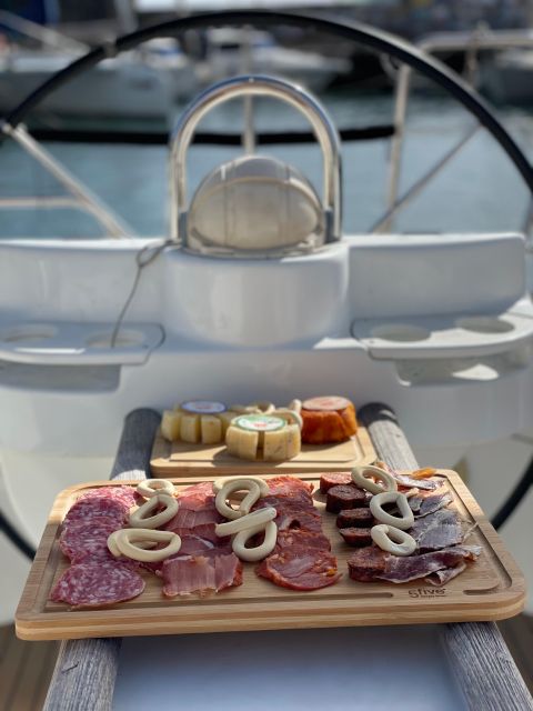 Funchal: Private Sailing Sunrise, Sunset & Moonlight Cruises - Customer Review