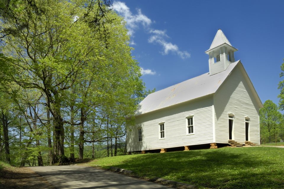 Great Smoky Mountains NP & Cades Cove Self-Guided Tour - Visiting Cades Cove