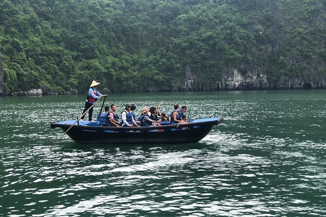 Half Day Explore Halong Bay With Lunch, Sung Sot Cave, Titop Island and Kayaking - Reviews of the Experience