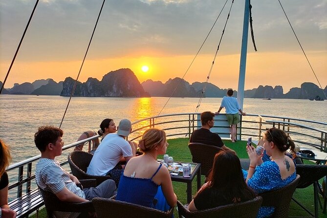 Halong Bay Day Trip 6hour: Buffet Lunch,Limousine Bus,Small Group - Activities and Experiences