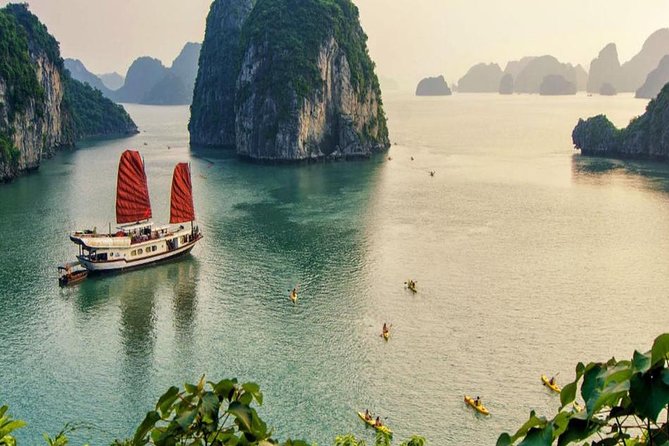 Halong Bay Full Day With Kayaking, Hiking Viewpoint, Cave - Deluxe to Luxury - Group Size