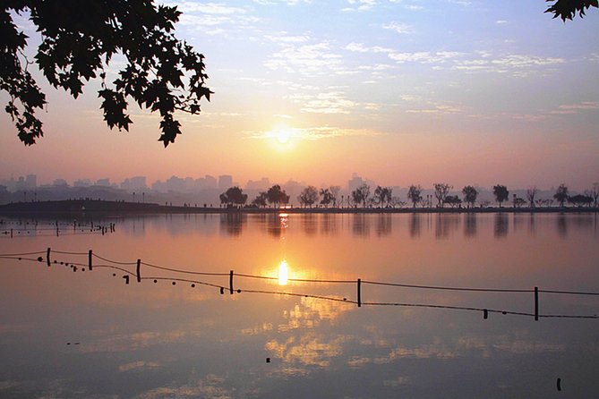 Hangzhou Cultural Legacies Tour for Asians and Overseas Chinese - Family-Style Lunch Option