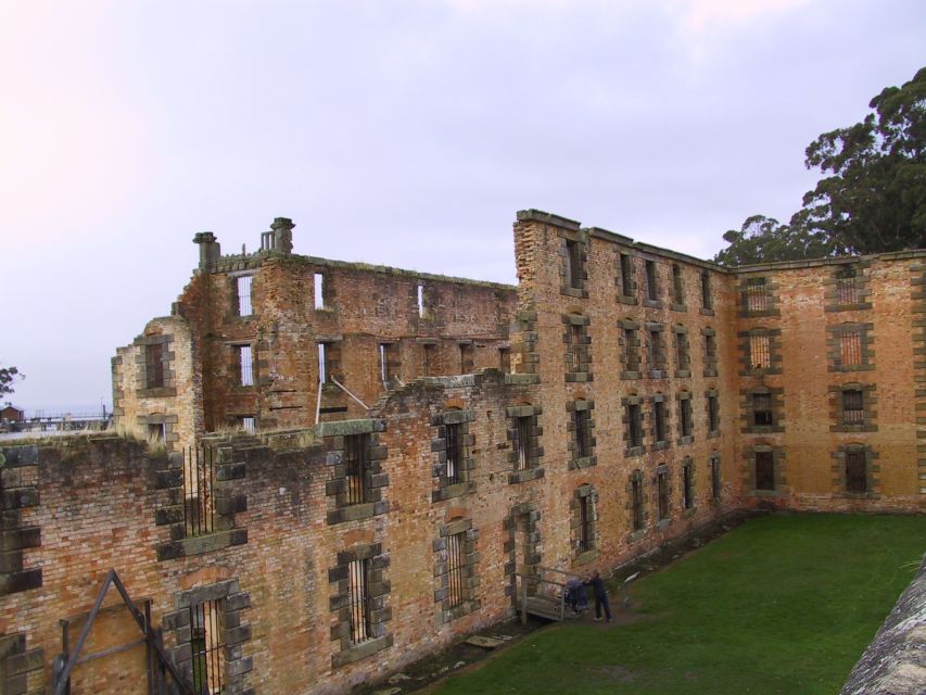 Hobart: Port Arthur & Tasman Park Full-Day Trip With Cruise - Meeting Point