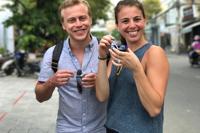 Hoi An Cheap Walking Food Tour - Visiting Markets and Stalls