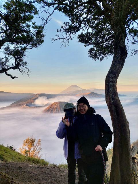 Ijen Bromo Transport - Sulfur Miners Encounter