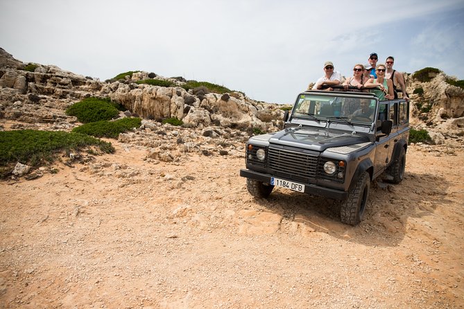 Island Discovery - Exploring the Island