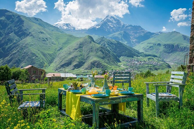 Kazbegi-Gudauri-Ananuri One Day Group Tour From Tbilisi - Gergeti Trinity Church Visit