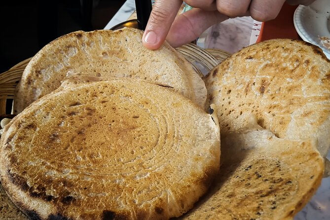 La Spezia Cinque Terre Food Tour - Do Eat Better Experience - Guide and Group Size