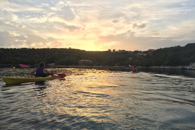 Lefkada Kayak : Explore Blue Cave With a Taste of Greece - Delightful Mediterranean Snack Included