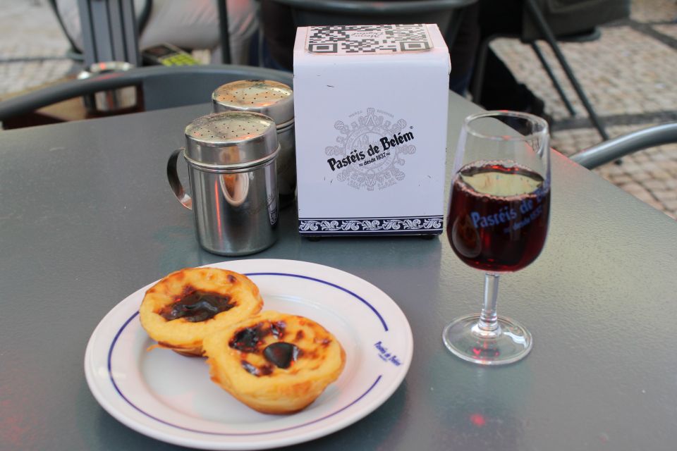 Lisbon: City Highlights Guided Tour With Hotel Transfers - Famous Belem Pastries