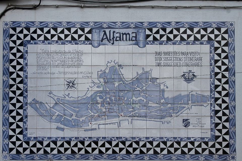 Lisbon: The Jewish Sephardic Walking Tour - Walking Through the Alfama District