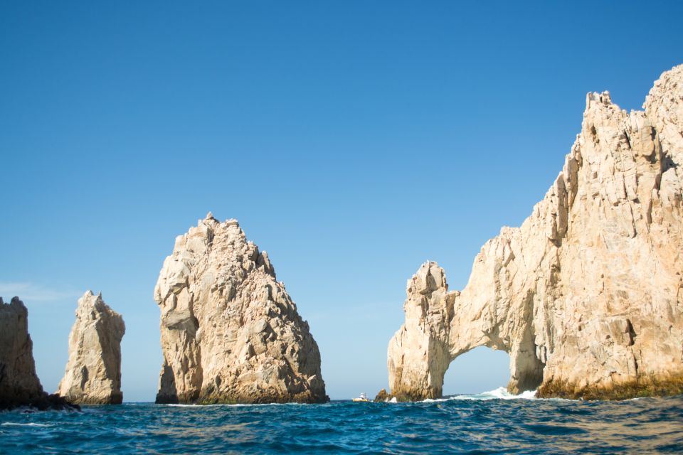 Los Cabos: Private Kayaking and Snorkeling Tour at the Arch - Transportation Included