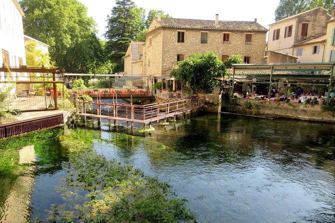 Luberon Market & Villages Day Trip From Aix-En-Provence - Postcard-Perfect Sights