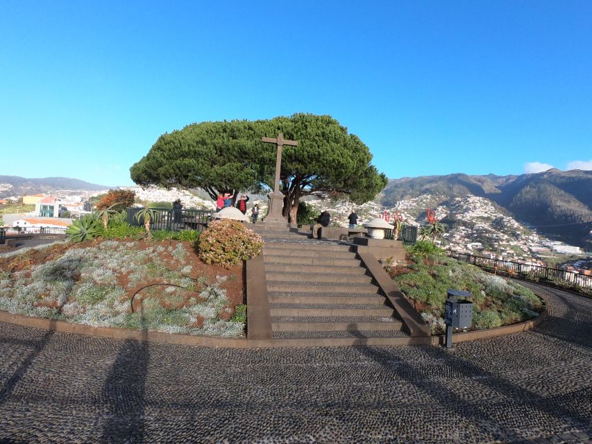 Madeira: Cabo Girao, Jeep Tour Adventure and Wine Tasting - Exploring Cabo Girão Sea Cliffs