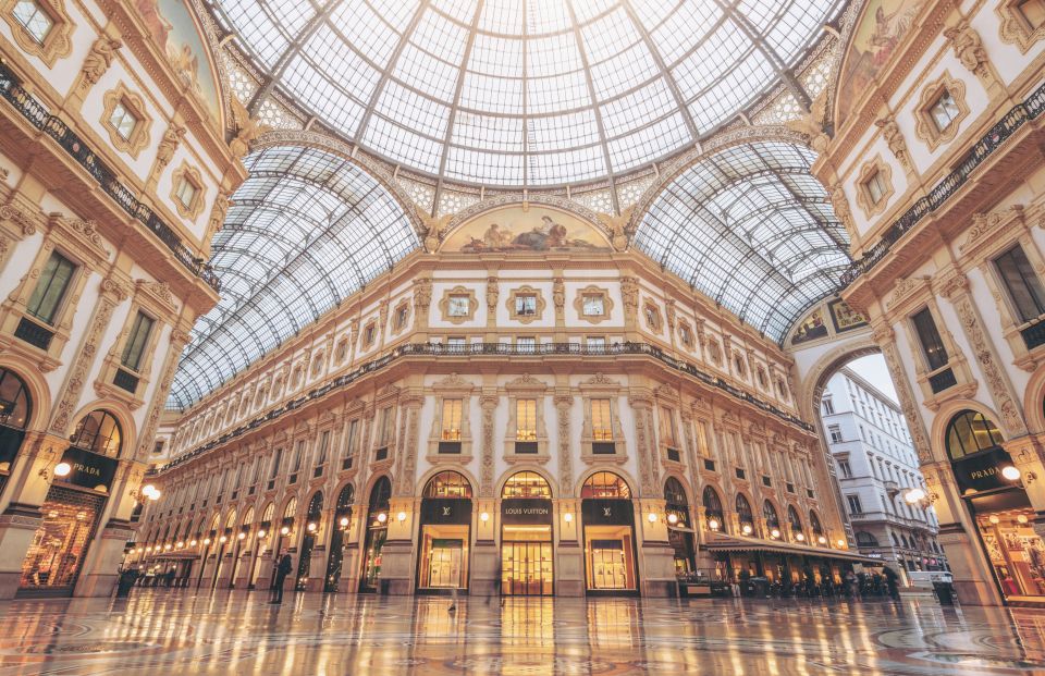 Milan: Duomo and Terraces Private Guided Tour - Galleria Vittorio Emanuele II