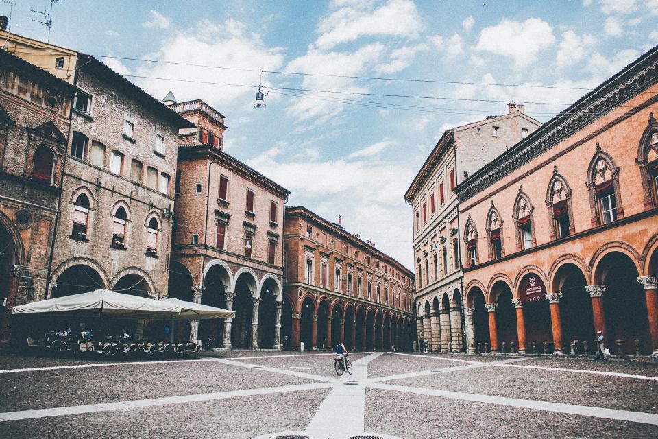 Milan: Private Day Trip to Bologna With Sightseeing Tour - Directions