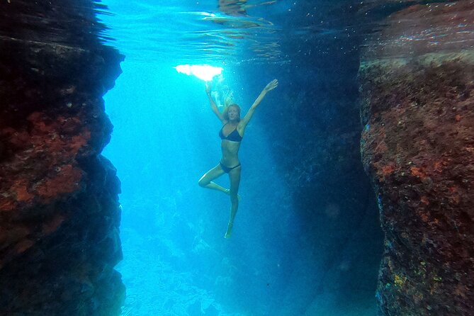 Milos Caves Snorkelling Catamaran Cruise in a Small Group - Pickup and Drop-off Details