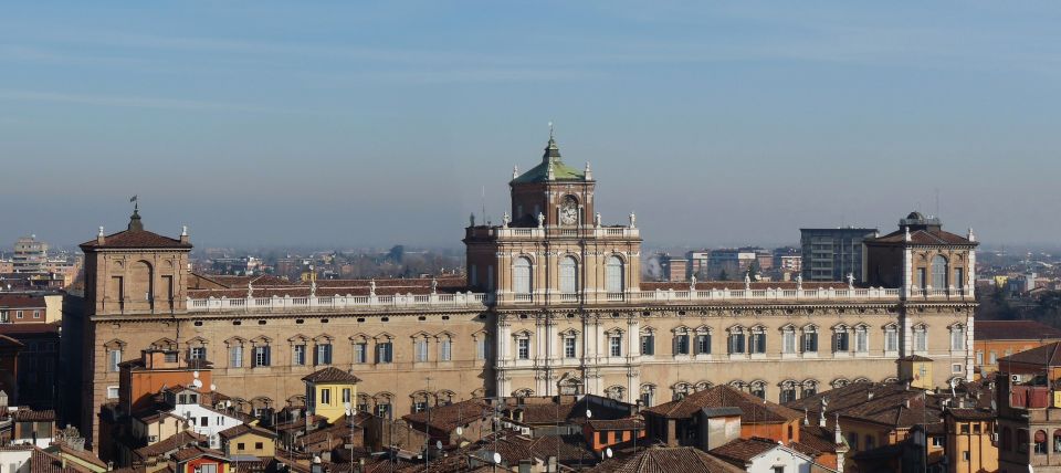 Modena: Private Walking Tour With a Guide - Purchasing Local Products