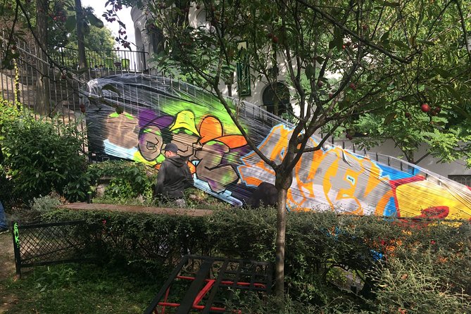 Montmartre Street Art Tour With an Artist - Meeting and Pickup Details