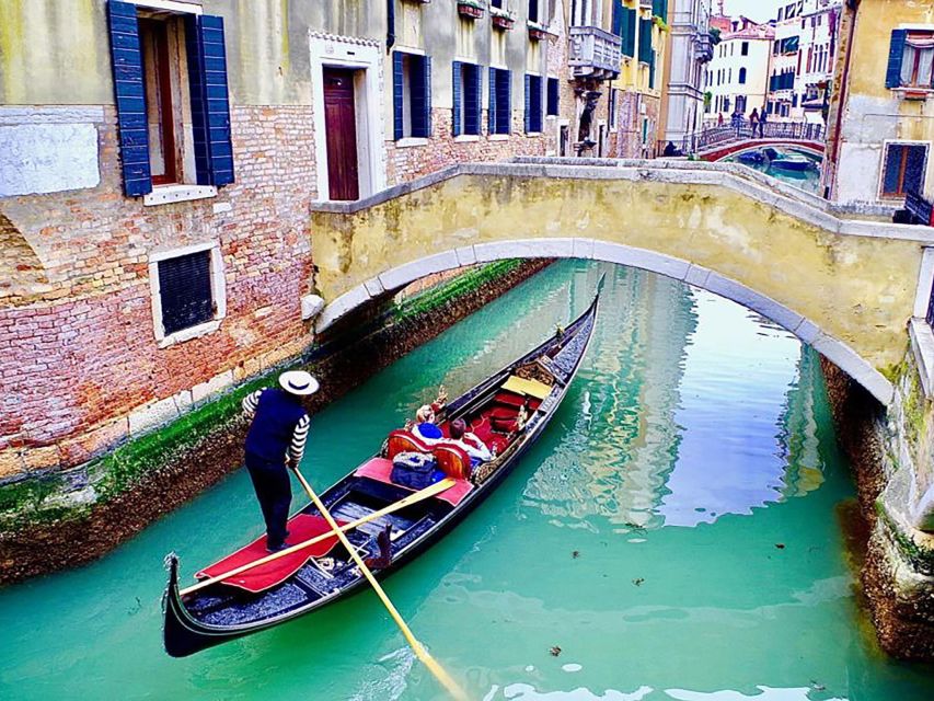 Morning - Venetian Splendor: Gondola & Walking Tour - Important Information