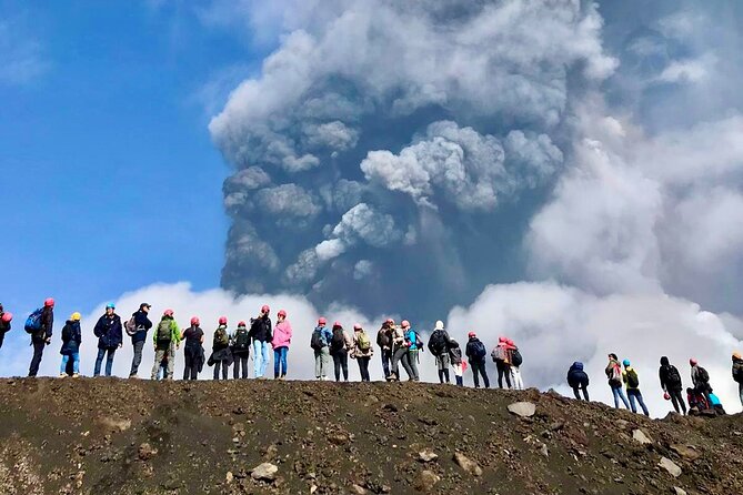 Mount Etna Excursion up to 3000 Meters, Including a 4x4 Cable Car and a Trekking Activity - Lunch and Refreshments