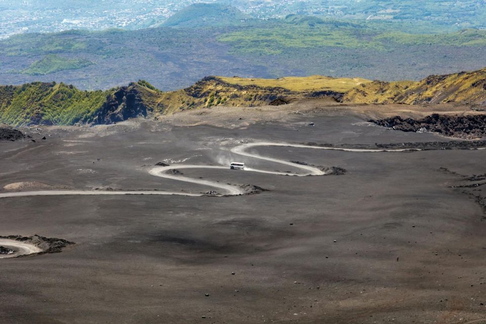 Mount Etna Tour to 2900M From Taormina - Exploring the Natural Wonders