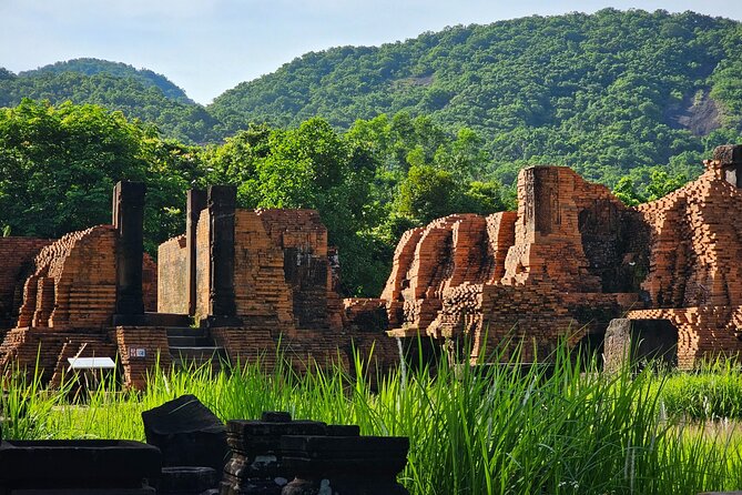 My Son Sanctuary Early Morning W. Knowledgeable Guide & Breakfast - Included in the Tour