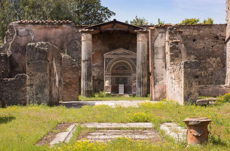 Naples and Pompeii 8-Hour Tour From Naples - Tour Languages Offered