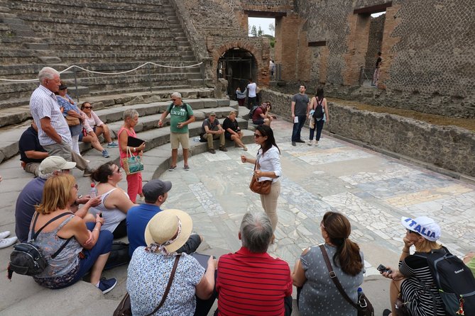 Naples City and Pompeii Half Day Sightseeing Tour - Discovering Pompeii