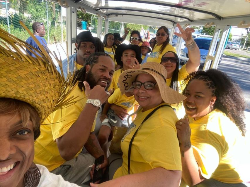 Nassau: Bahamas Culture Tour With Electric Trolley and Water - Atlantis Bahamas Exploration