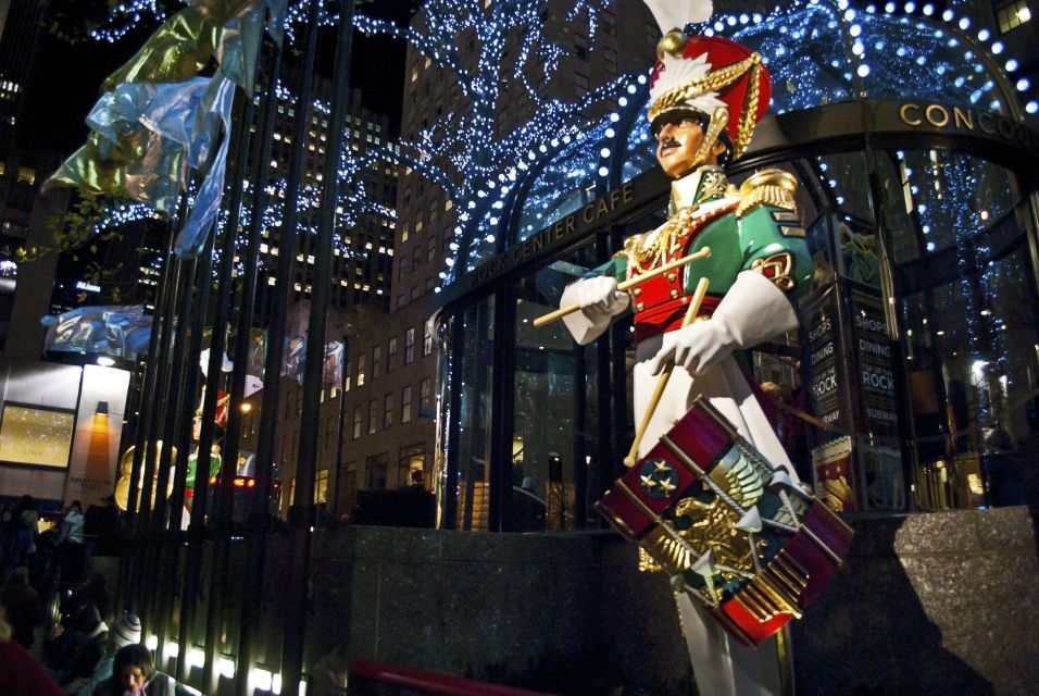 New York City: Christmas Holiday Tour of Manhattan - Admiring Radio City Music Hall