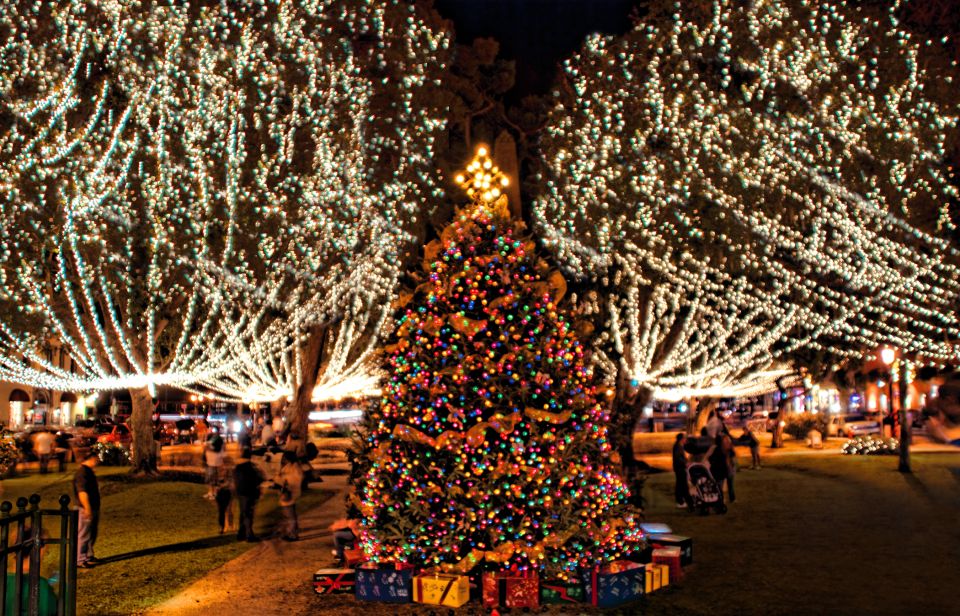 Nights of Lights Celebration in St. Augustine - Homemade Cookies and Hot Cider