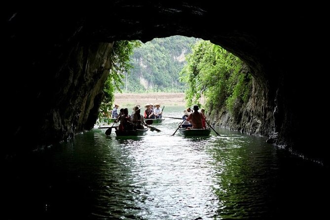 Ninh Binh Tour: Deluxe & Small Group Tam Coc Hoa Lu - Boat, Biking, Buffet Lunch - Boat Cruise Highlights