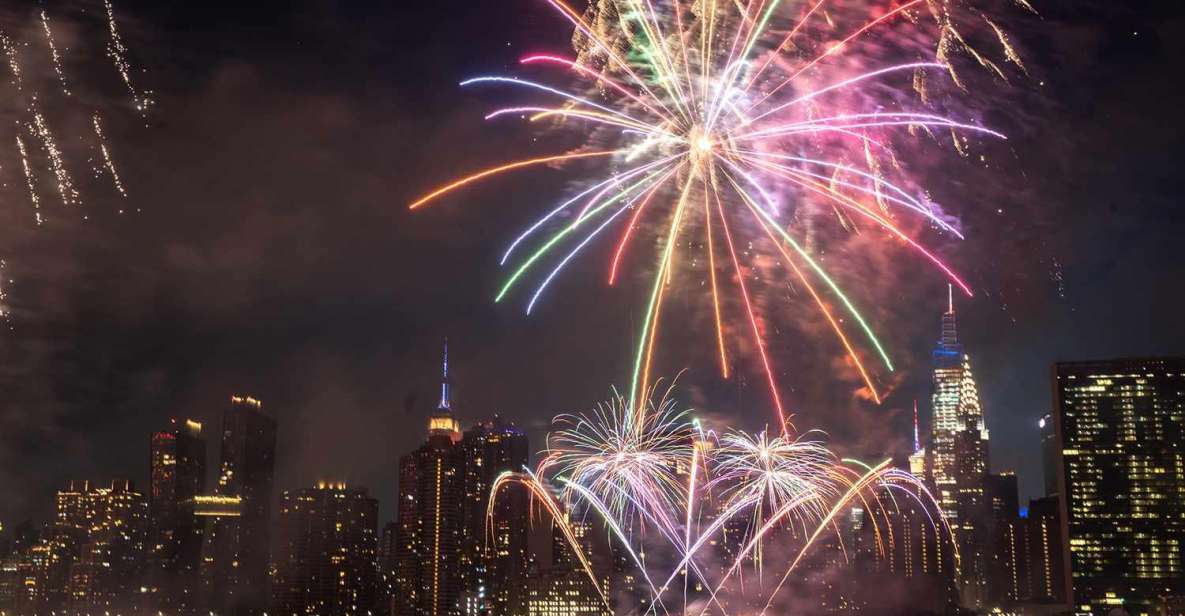 Nyc: July 4th Fireworks Party Cruise With BBQ Buffet & Bar - Yacht Specifications