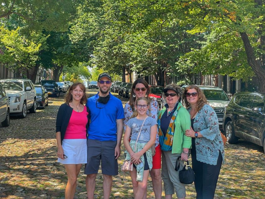 Old Town Alexandria: Southern Comfort Food & History Tour - Accessibility and Policies