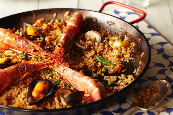 Paella Cooking Class Overviewing Las Ramblas - Accessibility and Considerations