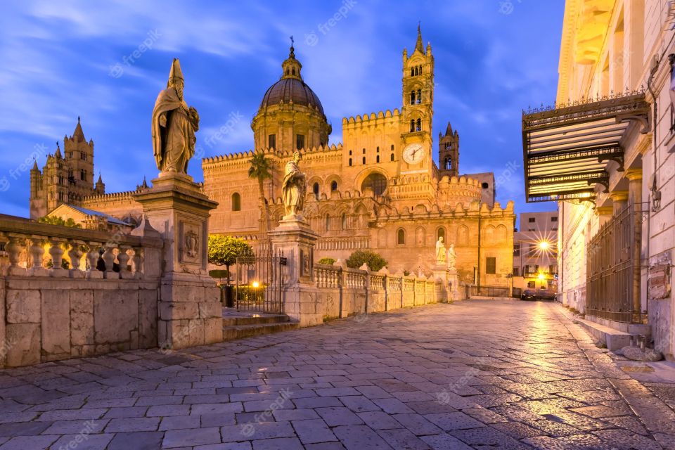 Palermo: Exclusive Private Night Tour in CruiserCar - Secret Stop and Photo Opportunities