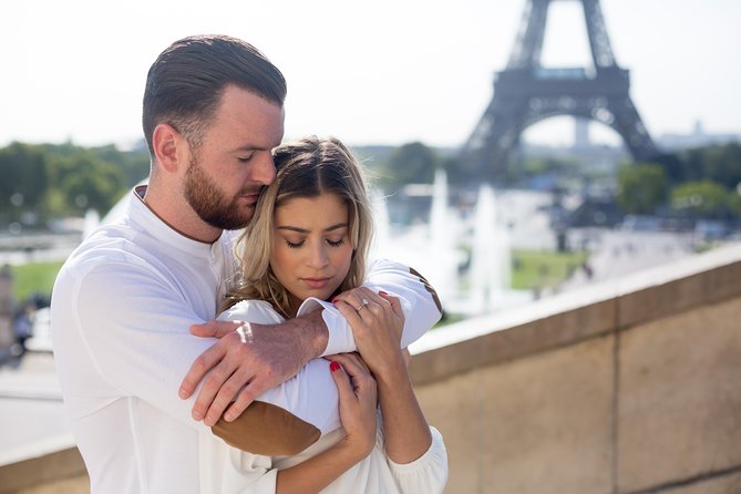 Paris Private Photoshoot Experience - Iconic Parisian Backdrops