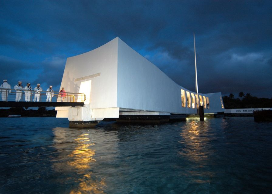 Pearl Harbor: USS Arizona Memorial & Battleship Missouri - Booking and Reservations