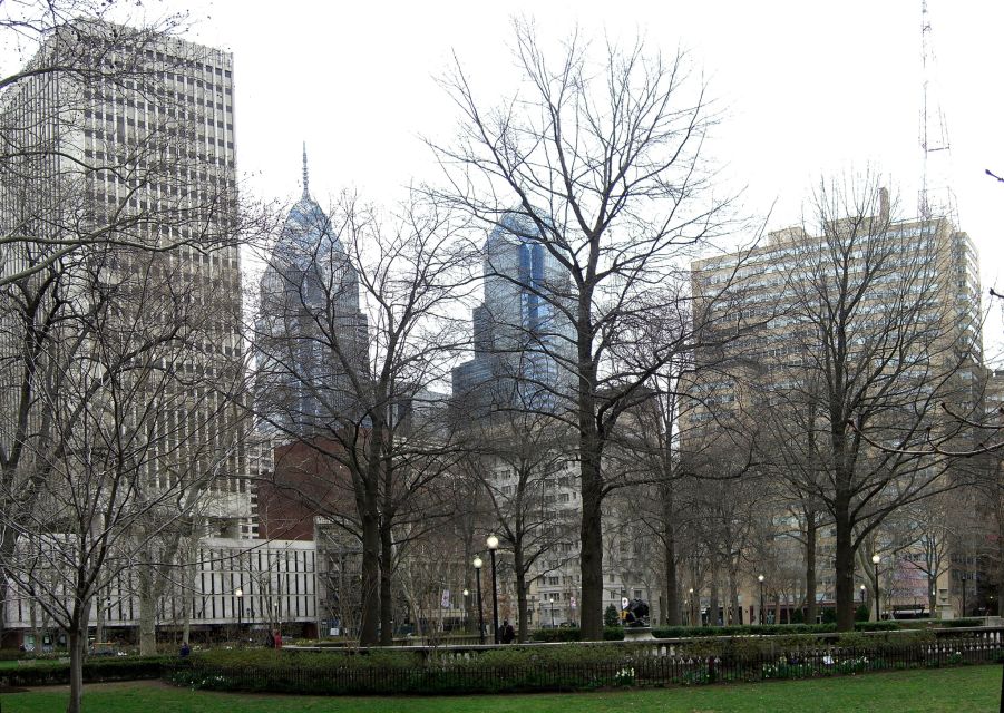 Philadelphia: Private 2-Hour Historic Walking Tour in English - Visiting Additional Historic Locations